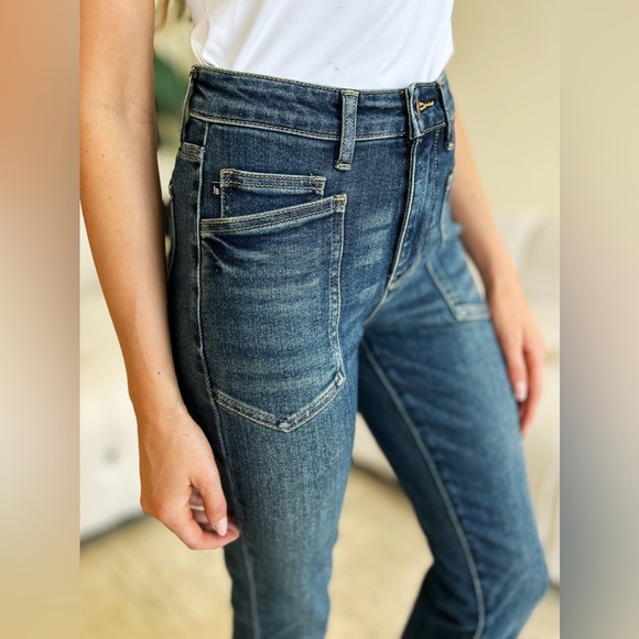 NWT Judy Blue PLUS + REG Size Dark Wash High Waisted Cargo Pocket Skinny Jeans - Picture 8 of 9